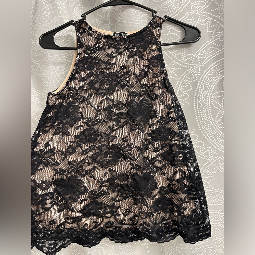 Black laced tank top with cream color lining